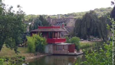 Une chambre, avec vue sur l'étang !!!
